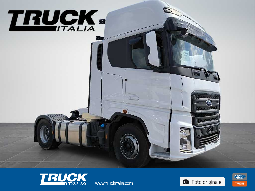 f-trucks-f-max-trattore-long-range-com-pack20-mega-cab-con-ehpas-3750-mm-sku103230