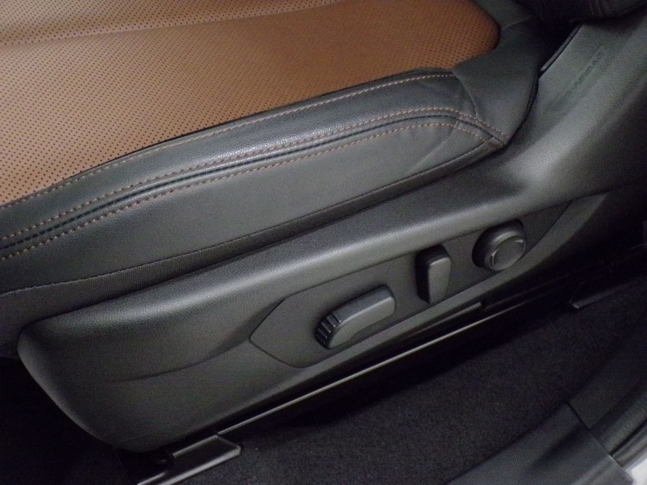 Subaru Forester Forester e-boxer 2.0i Premium - 14