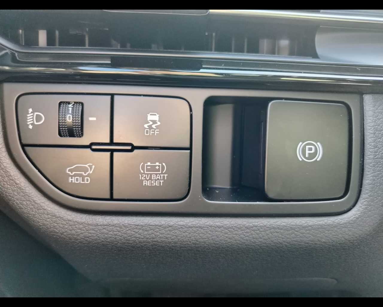 Kia Sportage Nuovo Ibrido benzina Sportage Este
