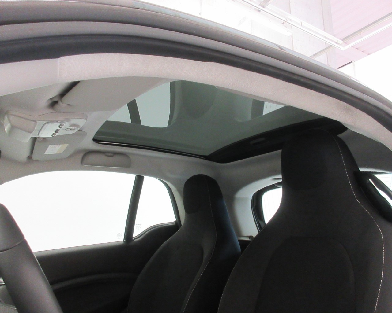 smart fortwo fortwo coupe EQ Passion - 12
