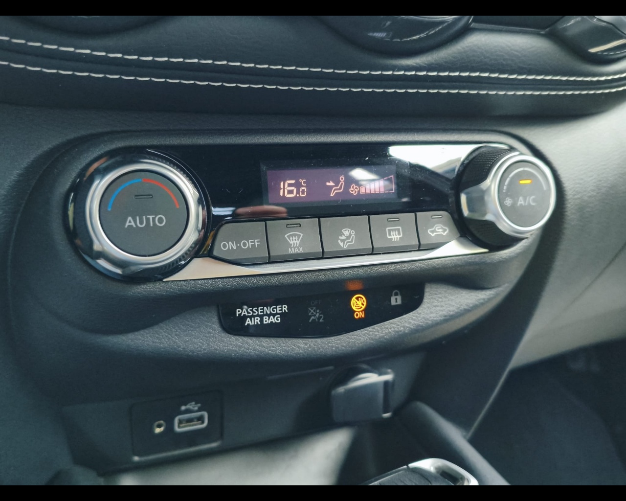 Foto NISSAN Juke 1.6 hev N-Connecta