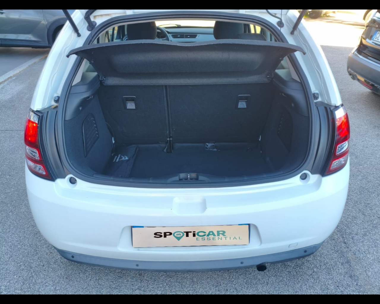 Foto CITROEN C3 1.2 puretech (vti) Exclusive 82cv FL