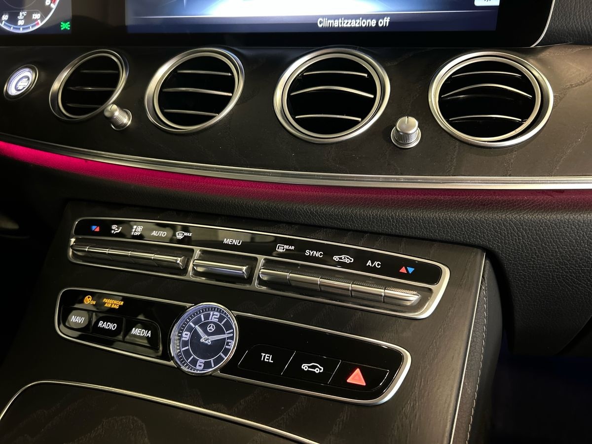 Mercedes Classe E Station Wagon Classe E Station Wagon All-Terrain 220 D Premium 4Matic 9G-Tronic Plus - 14