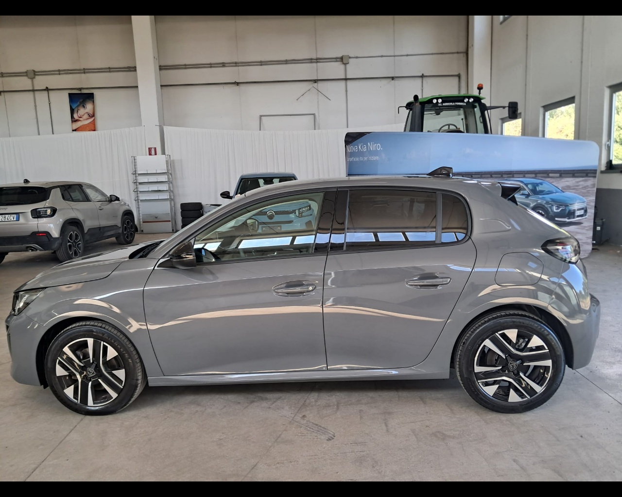 Foto PEUGEOT 208 1.2 puretech Allure s&s 100cv