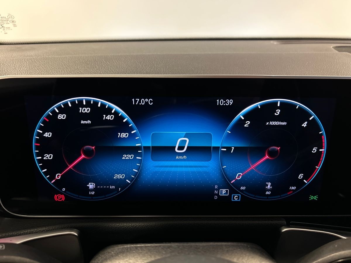 Mercedes GLB GLB 200 D Sport Plus 8G-DCT - 13