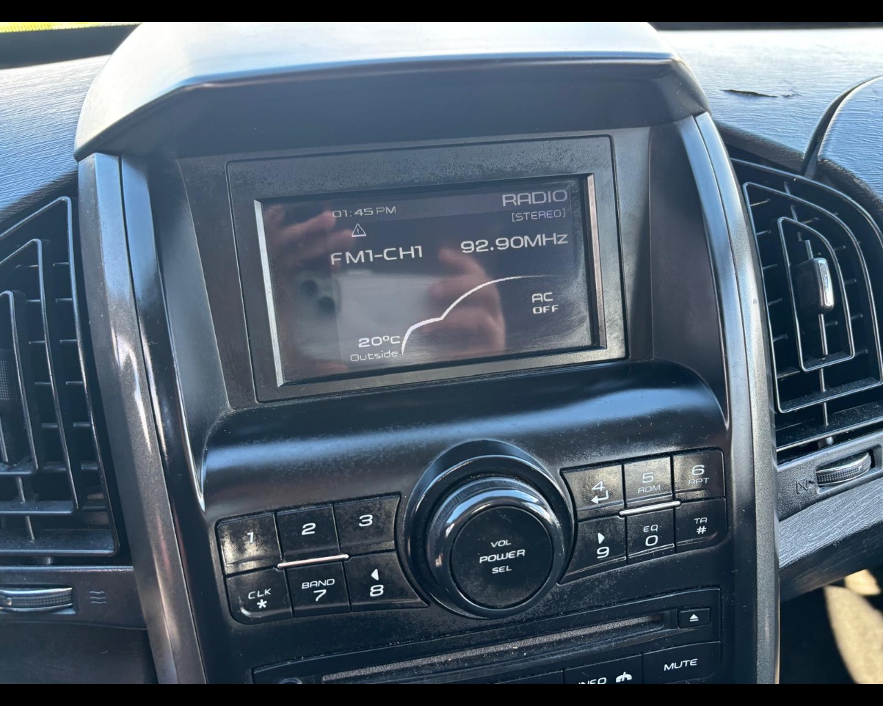 Foto MAHINDRA XUV500 2.2 16v W8 fwd 7p.ti M1 E6