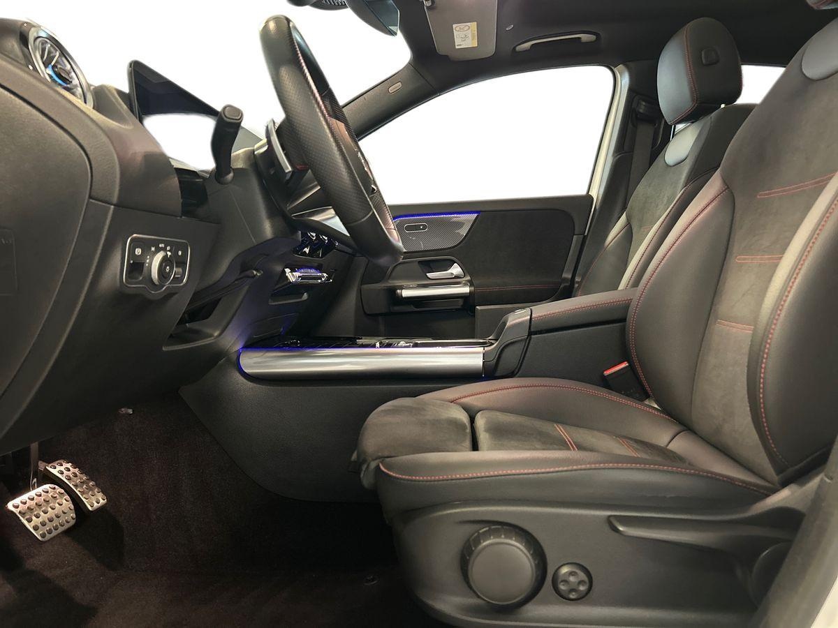 Mercedes  GLA 200 D AMG Line Advanced Plus 8G-DCT - 10