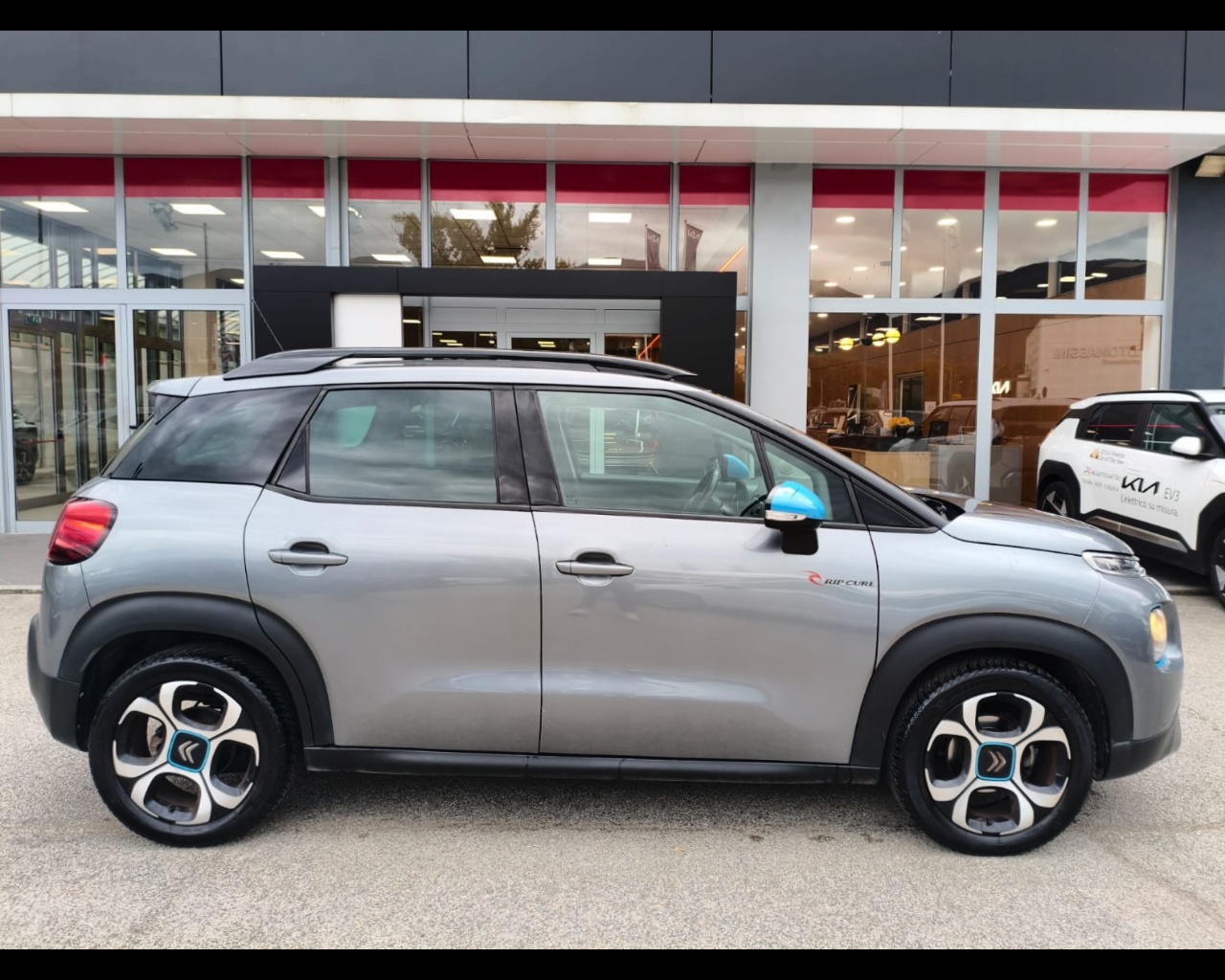 Foto CITROEN C3 Aircross 1.5 bluehdi Rip Curl s&s 100cv