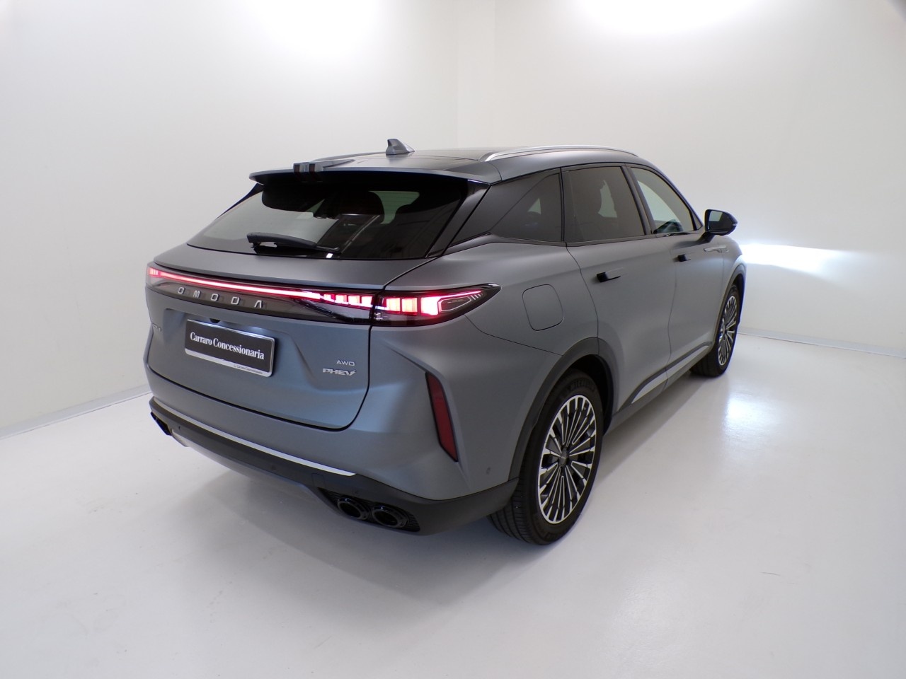 Omoda  Omoda 9 1.5 TGDi plug-in SHS Premium i-AWD DHT3 - 6