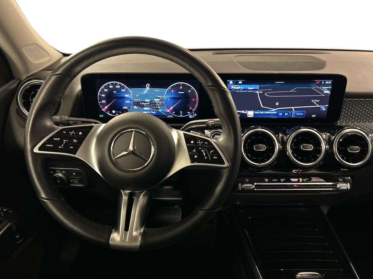 Mercedes  GLB 180 D Progressive Advanced 8G-DCT - 11