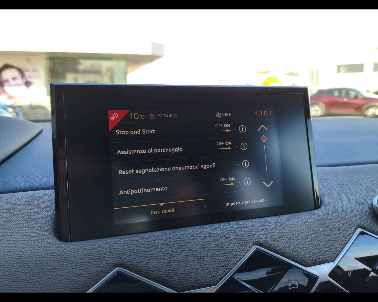 Foto DS DS3 Crossback 1.5 bluehdi So Chic 100cv