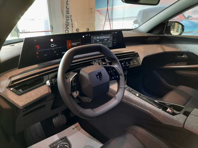 Nuovo 3008 Allure - Hybrid 136 E-dcs6