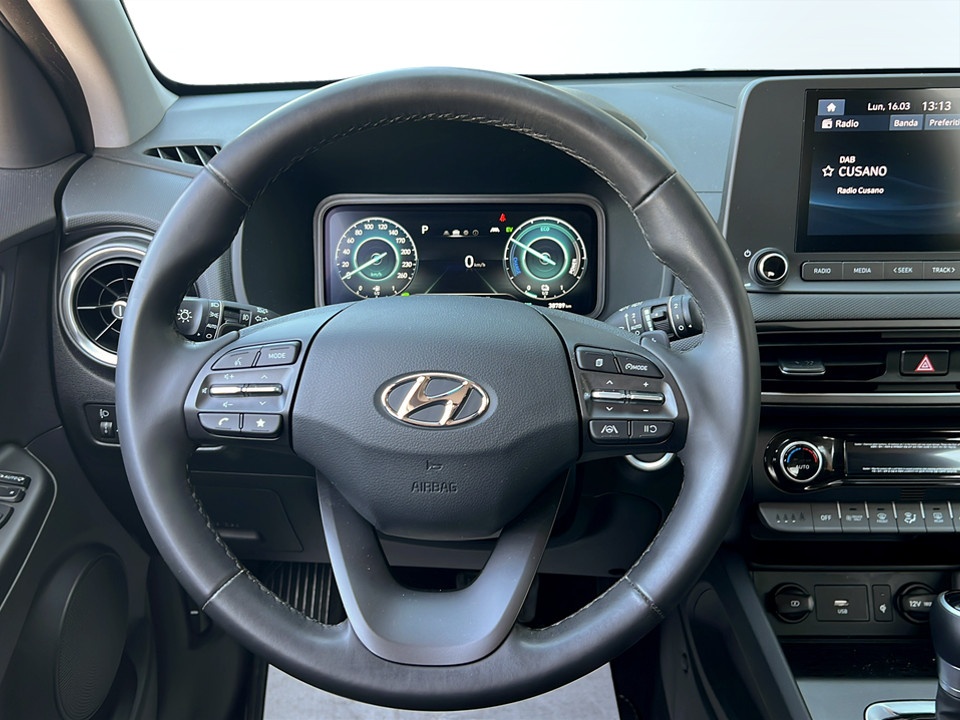 HYUNDAI Kona 1.6 gdi hev Xtech 2wd 141cv dct Ibrida usato - 11