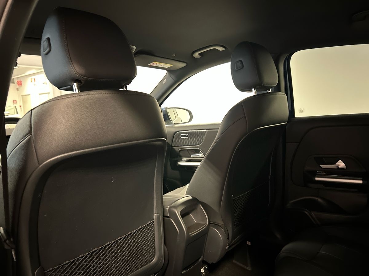 Mercedes  GLA 200 D Progressive Advanced 8G-DCT - 18