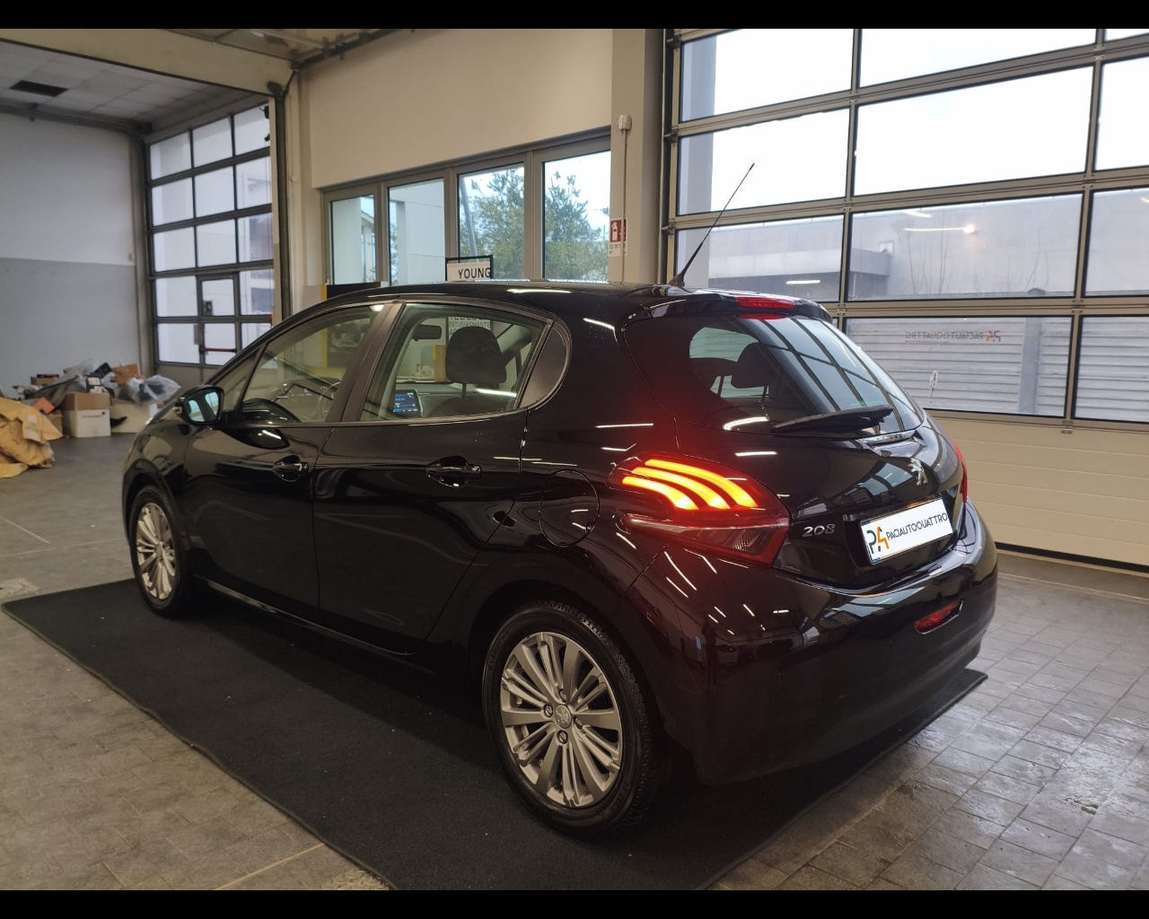 Foto PEUGEOT 208 5p 1.2 puretech Access 82cv