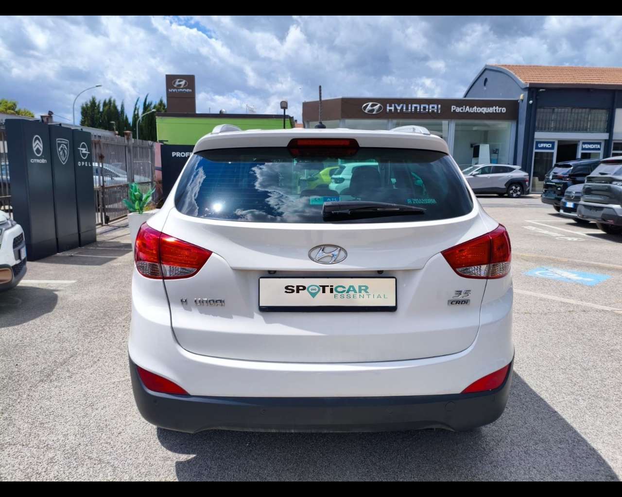 Foto HYUNDAI ix35 1.7 crdi Xpossible 115cv 2wd