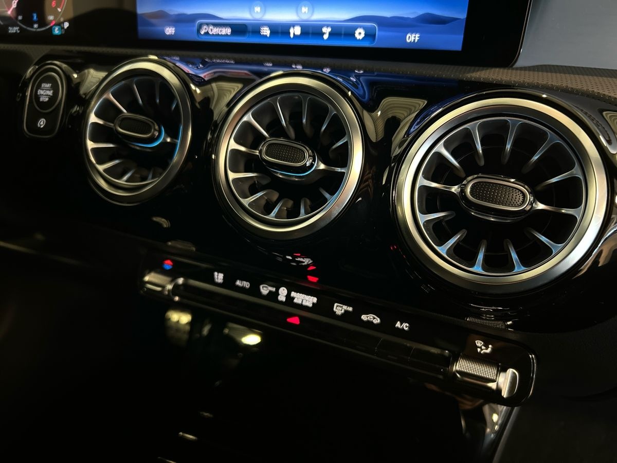 Mercedes Classe A Classe A 180 d Automatic AMG Line ADVANCED PLUS - 14