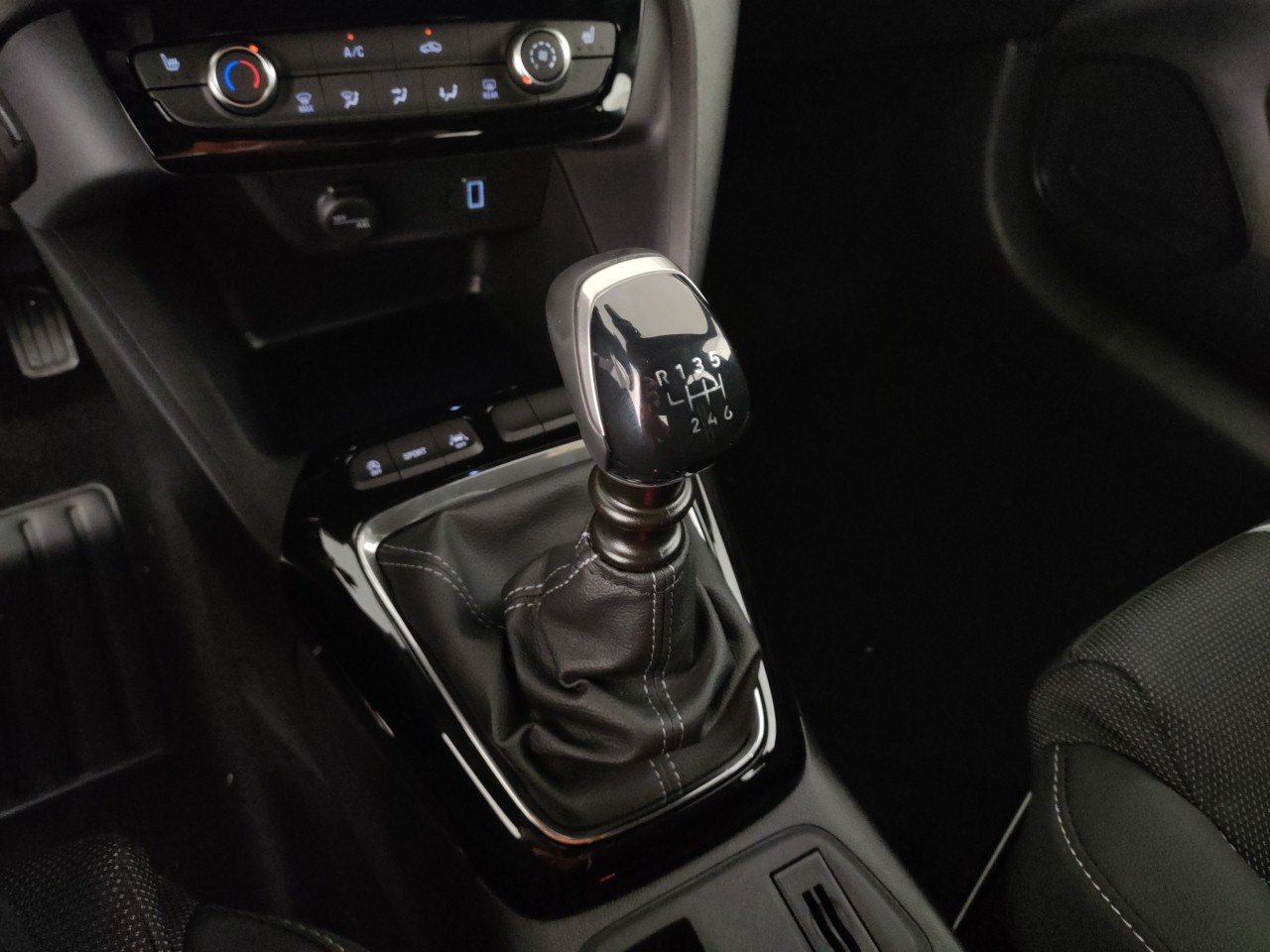 Opel Corsa Nuovo Benzina Corsa Porto Mantovano