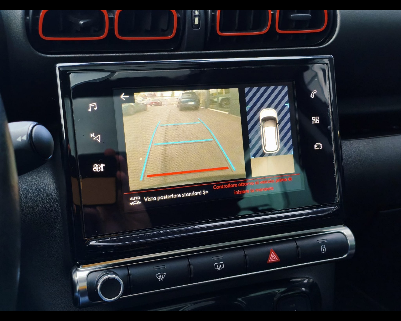 Foto CITROEN C3 Aircross 1.2 puretech Shine s&s 130cv