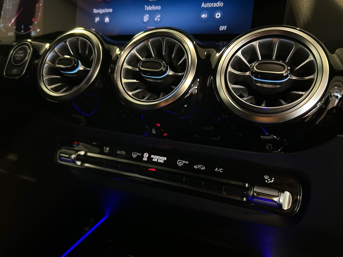 Mercedes Classe B Classe B 180 d AMG Line ADVANCED PLUS - 14