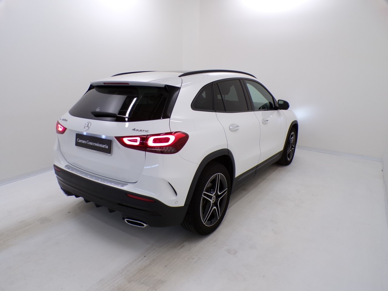 Mercedes GLA GLA 200 D Premium 4Matic 8G-DCT - 6