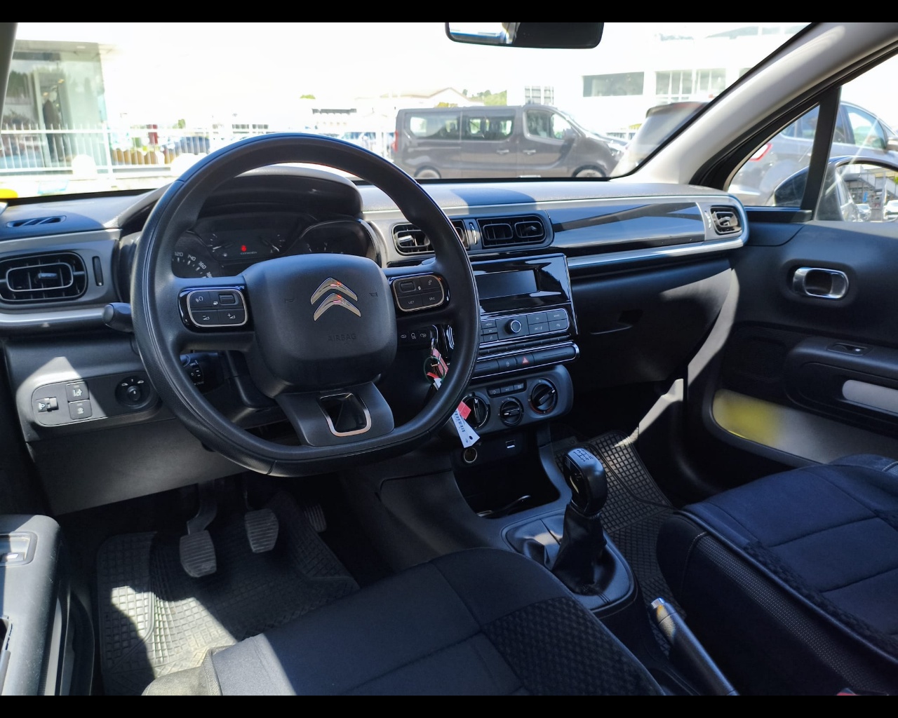 Foto CITROEN C3 1.5 bluehdi Feel s&s 100cv 5m
