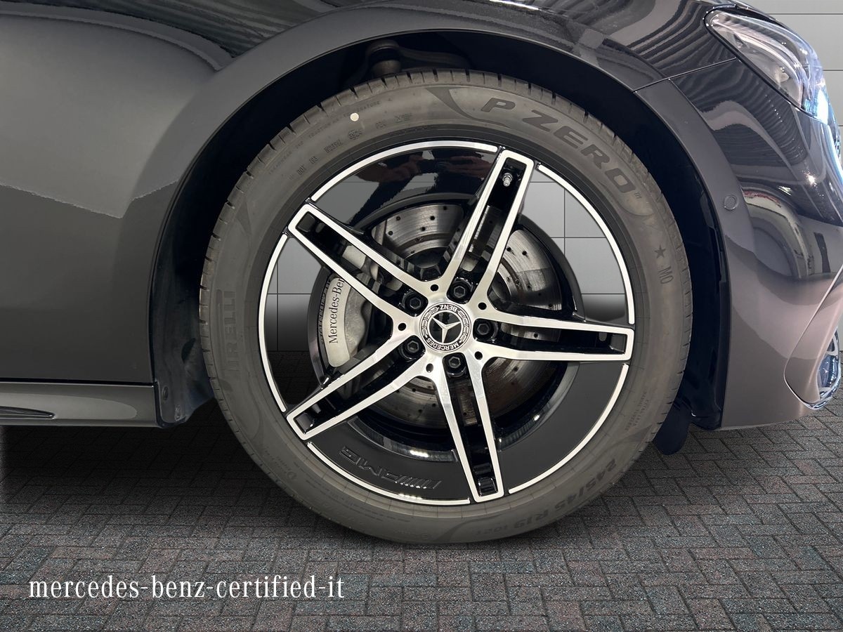 Mercedes Classe E Station Wagon 220 d AMG Line Advanced 9G-Tronic - 17