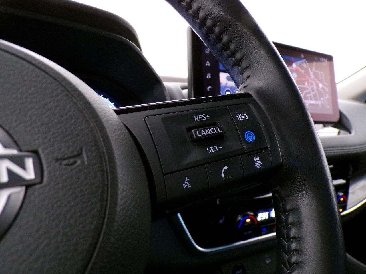 Nissan X-Trail X-Trail 1.5 e-POWER Tekna Executive Pack e-4ORCE 4WD - 18