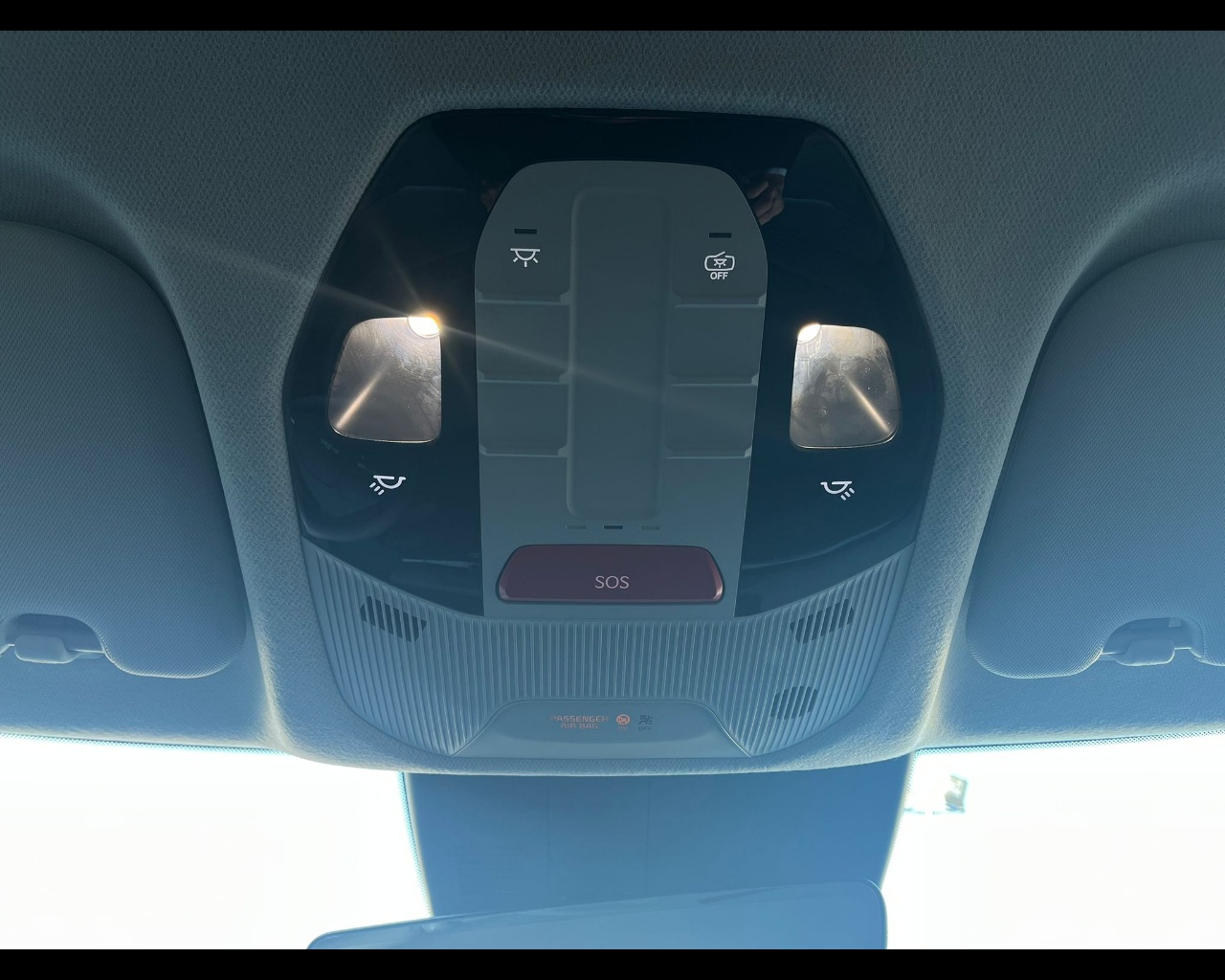 Foto KIA EV3 LR FWD EARTH