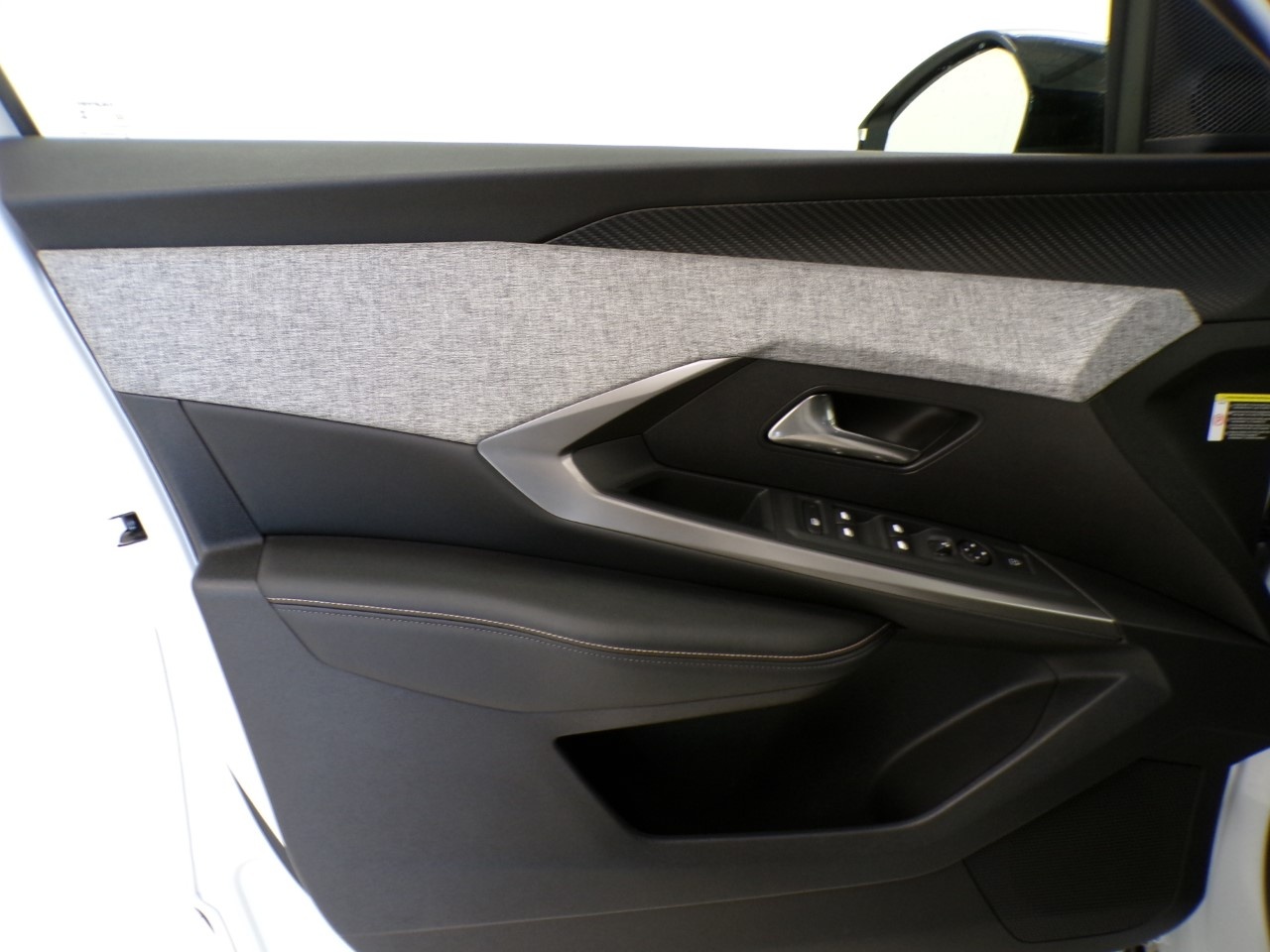 Peugeot 3008 3008 1.2 Hybrid 136cv Allure e-DCS6 - 10