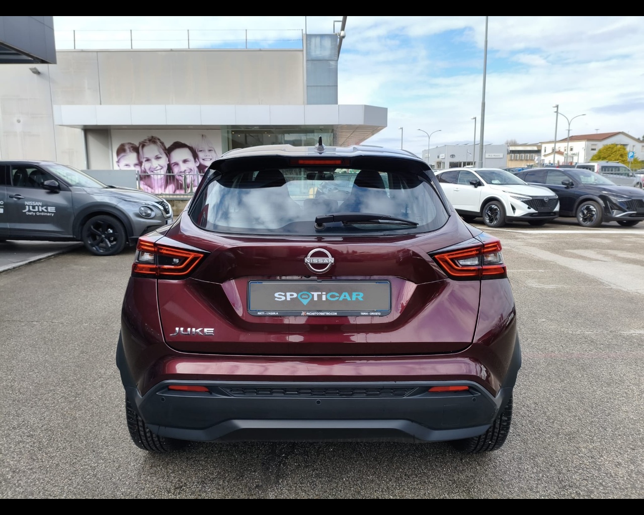 Foto NISSAN Juke 1.0 dig-t Acenta 114cv