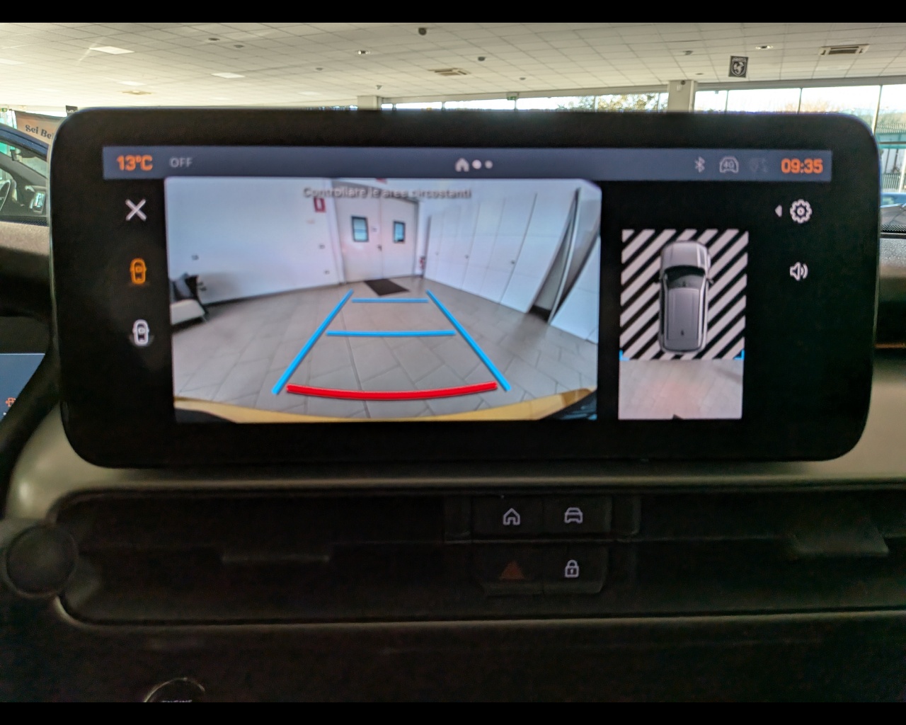 Foto JEEP Avenger 1.2 turbo e-hybrid mhev Summit fwd 110cv edct6