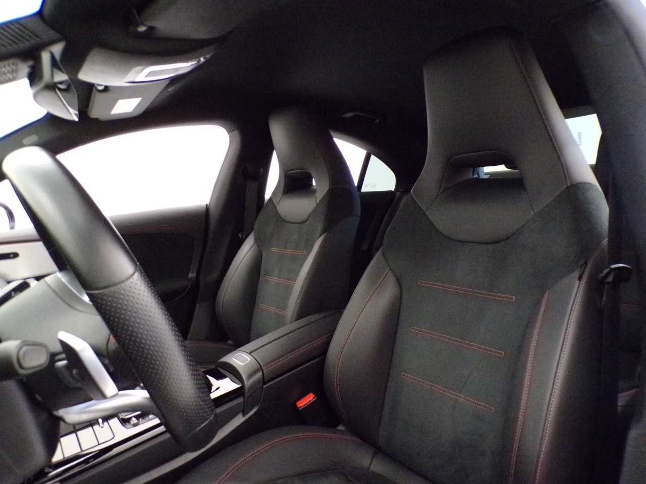 Mercedes CLA Coupé CLA Coupe 200 D Premium 8G-DCT - 12