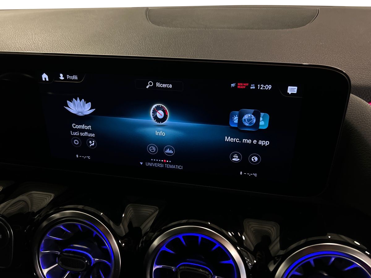 Mercedes GLA GLA 200 D Premium 4Matic 8G-DCT - 12