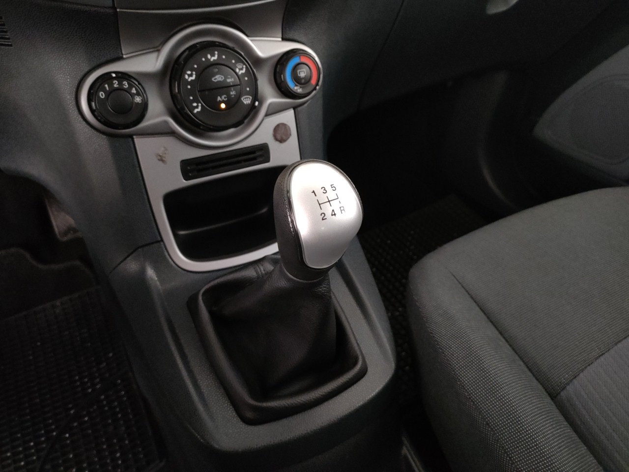 Ford Fiesta VI 2008 Usato 2011 Fiesta VI 2008 Porto Mantovano