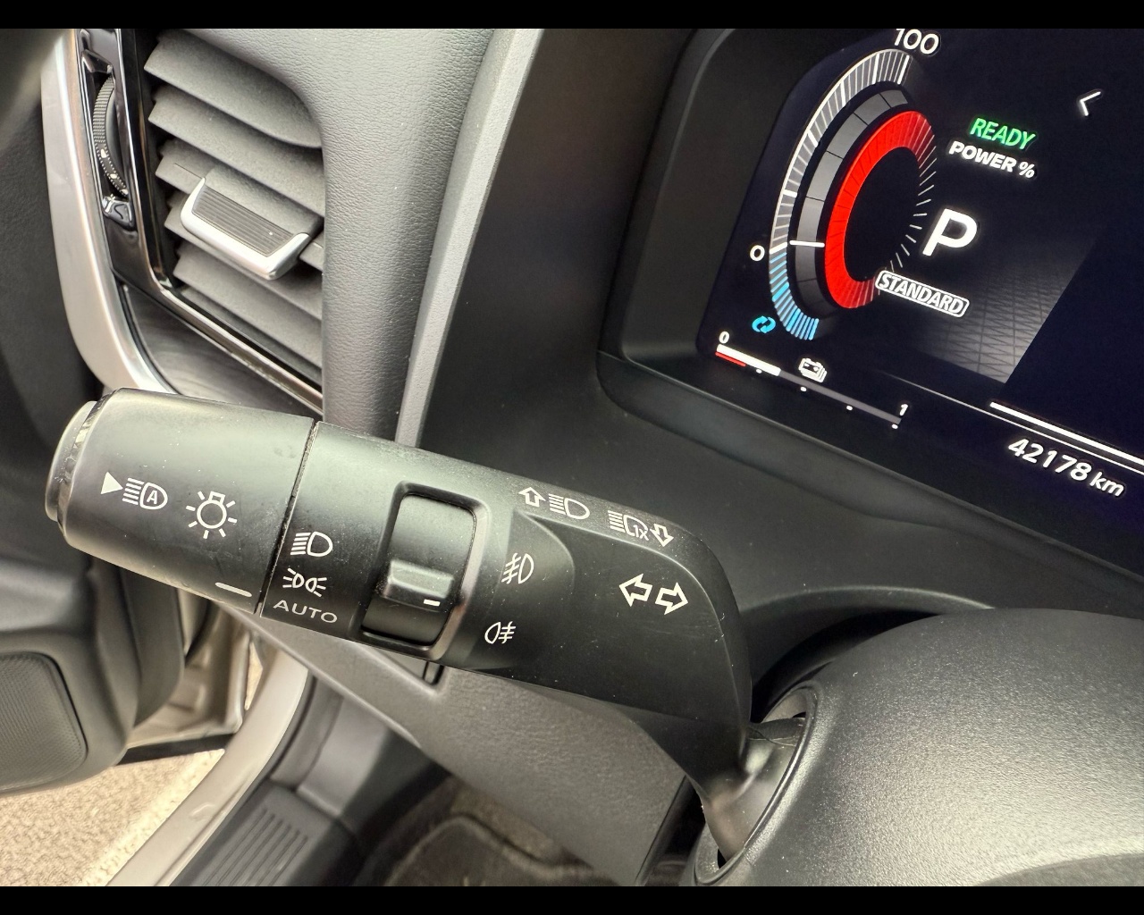 Foto NISSAN X-Trail 1.5 e-power Tekna e-4orce 4wd auto 7p.tI