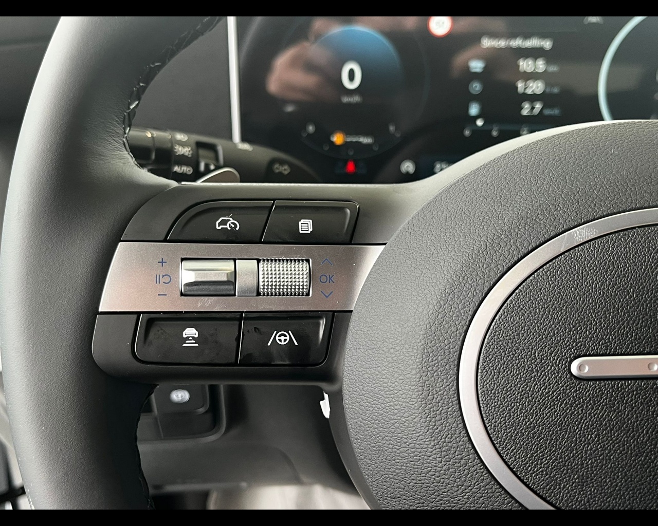 Foto HYUNDAI TUCSON MY26 1.6TGDI DCT 150 DARKLINE+TT