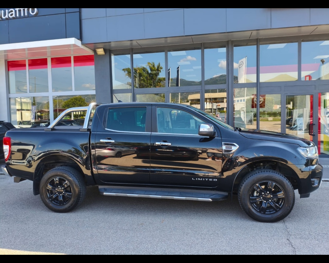 Foto FORD Ranger 2.0 ecoblue double cab Limited 170cv