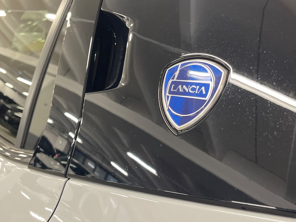 Lancia Ypsilon 2024 Nuovo Ibrido benzina Ypsilon 2024 Verona