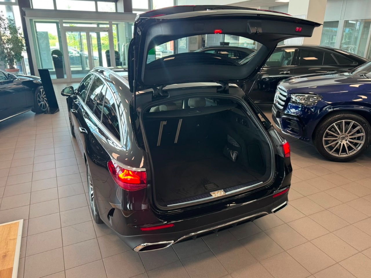 Mercedes Classe E Station Wagon Classe E 220 d 4Matic Station Wagon AMG Line ADVANCED - 9