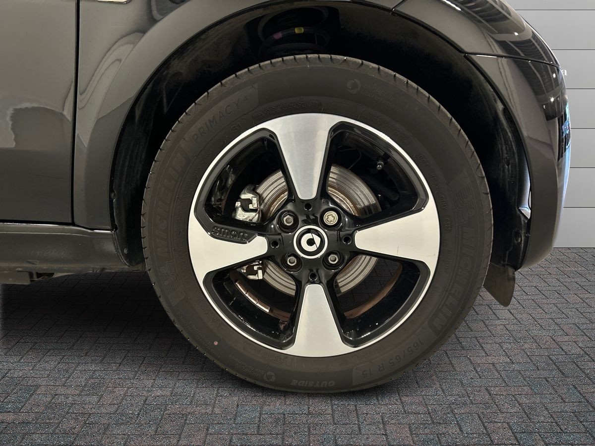 smart fortwo fortwo 4,6kW EQ Passion - 17