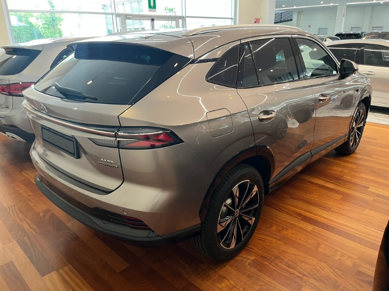 MG – HS 1.5 Hybrid+ Luxury