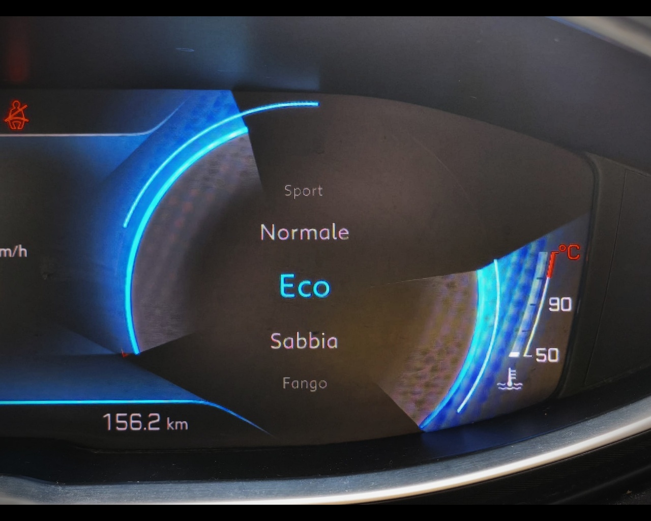 Foto PEUGEOT 3008 1.5 bluehdi Allure Pack s&s 130cv eat8