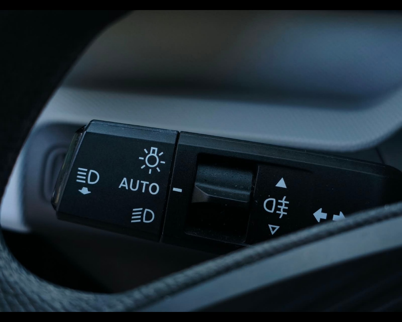 Foto CITROEN C3 1.2 puretech turbo You 100cv s&s