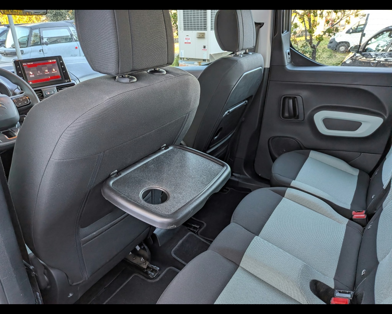Foto CITROEN Berlingo 1.5 bluehdi M Feel s&s 100cv