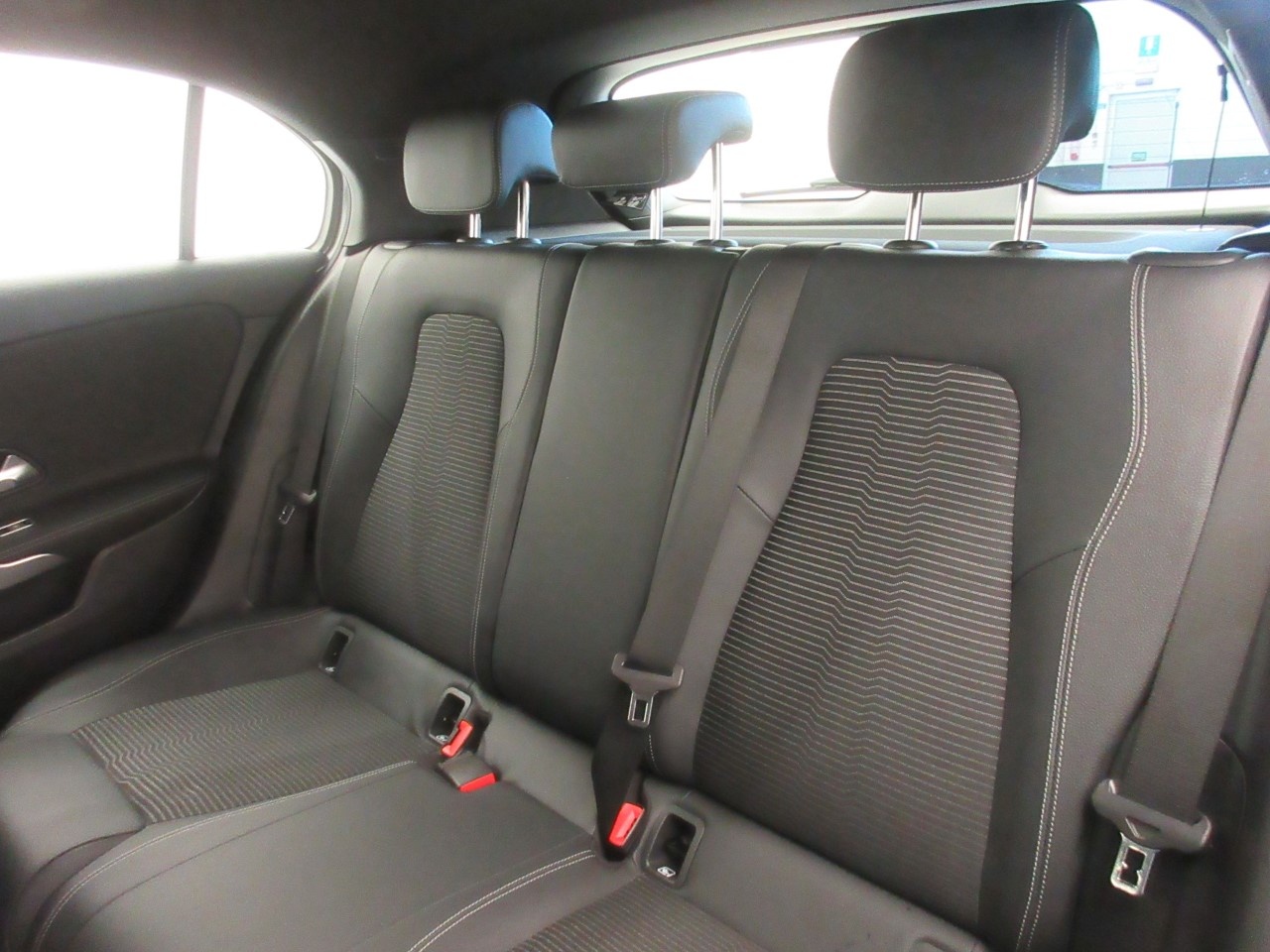 Mercedes Classe A Classe A 180 D Sport 8G-DCT - 13