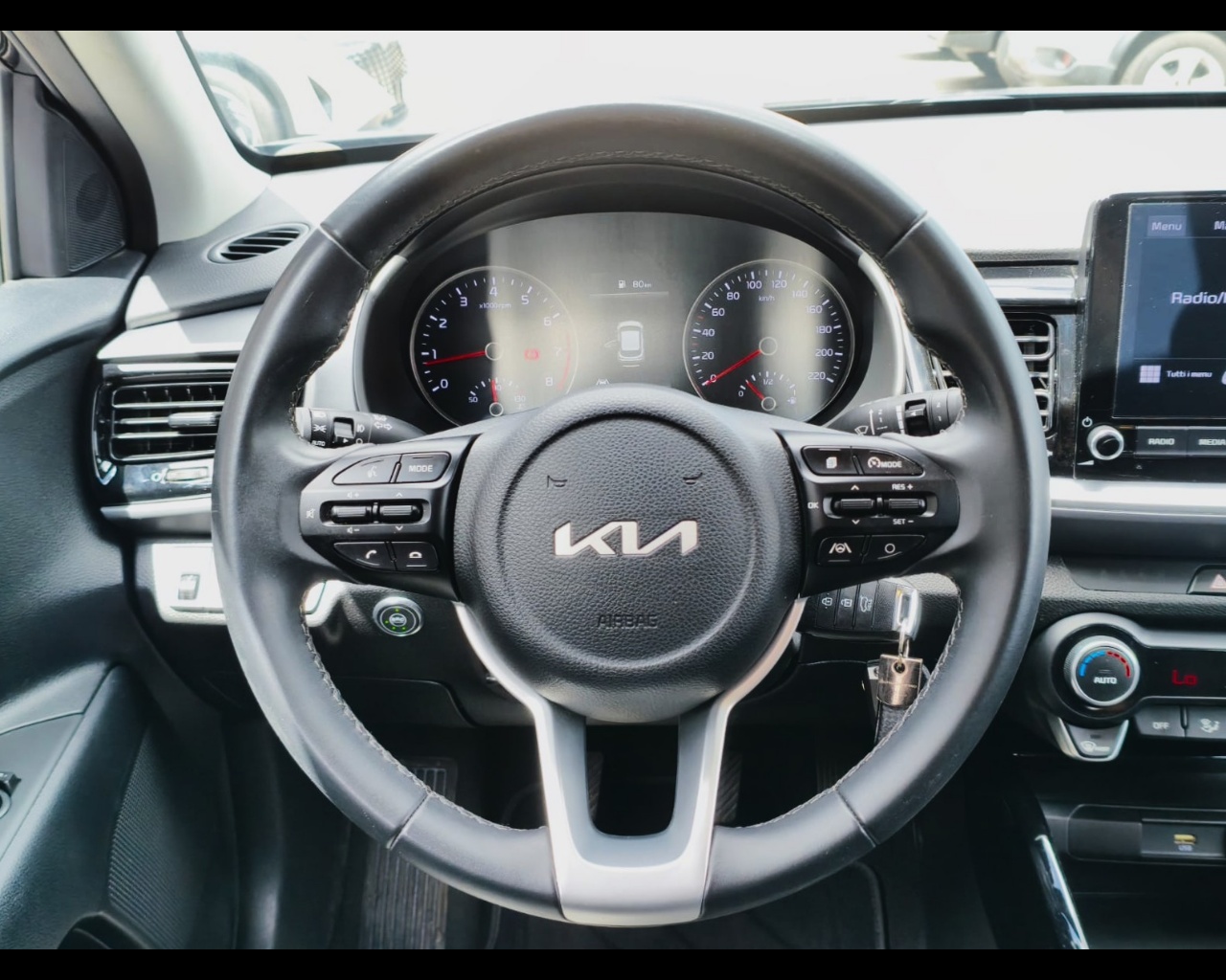 Foto KIA Stonic 1.2 dpi Style s/Design Pack gpl 82cv