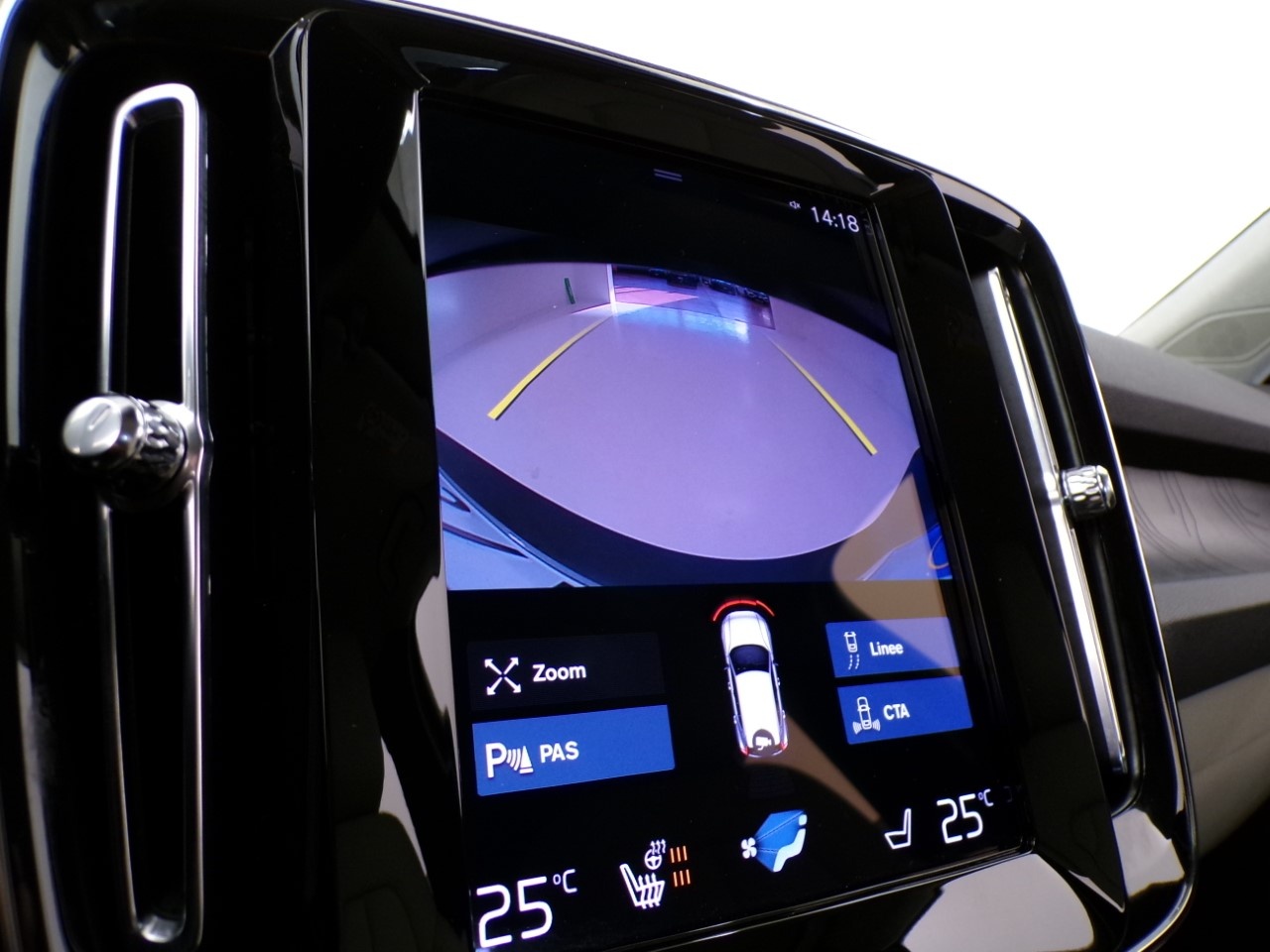 Volvo XC40 XC40 1.5 T4 Recharge Plug-in-Hybrid Plus Bright automatico - 21