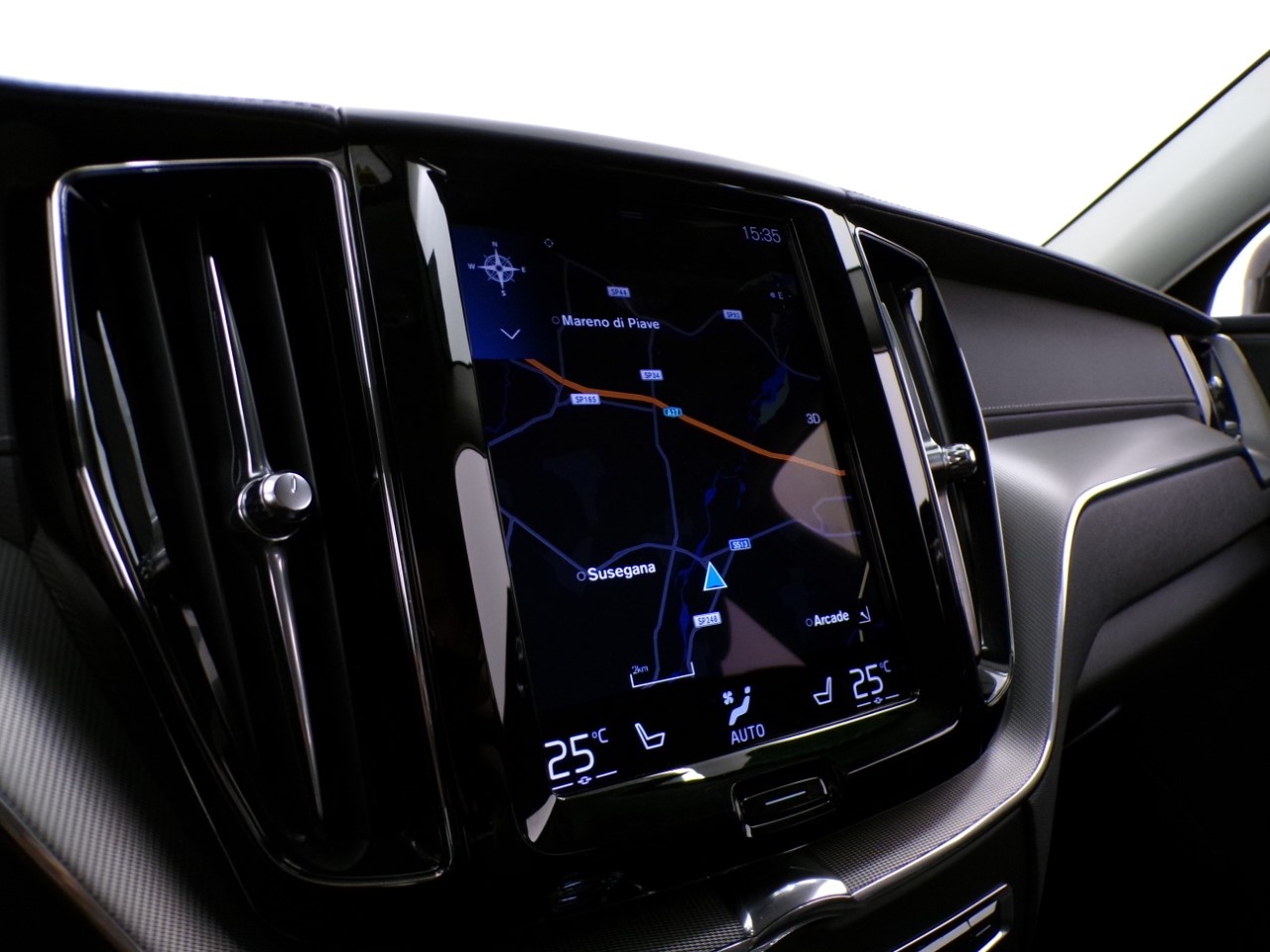 Volvo XC60 XC60 2.0 B4 Inscription automatico - 19