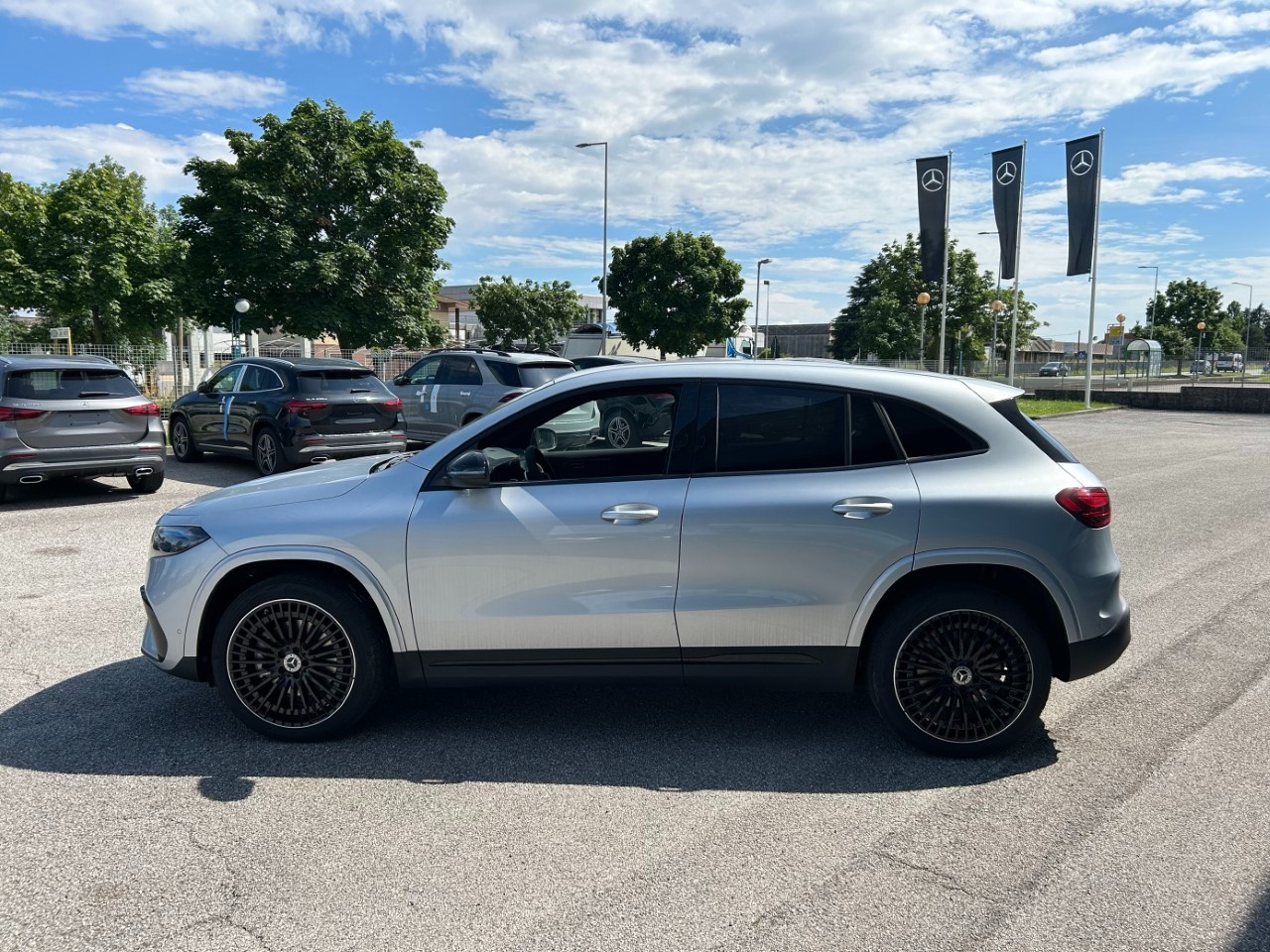Mercedes EQA EQA 250+ AMG Line Advanced - 4